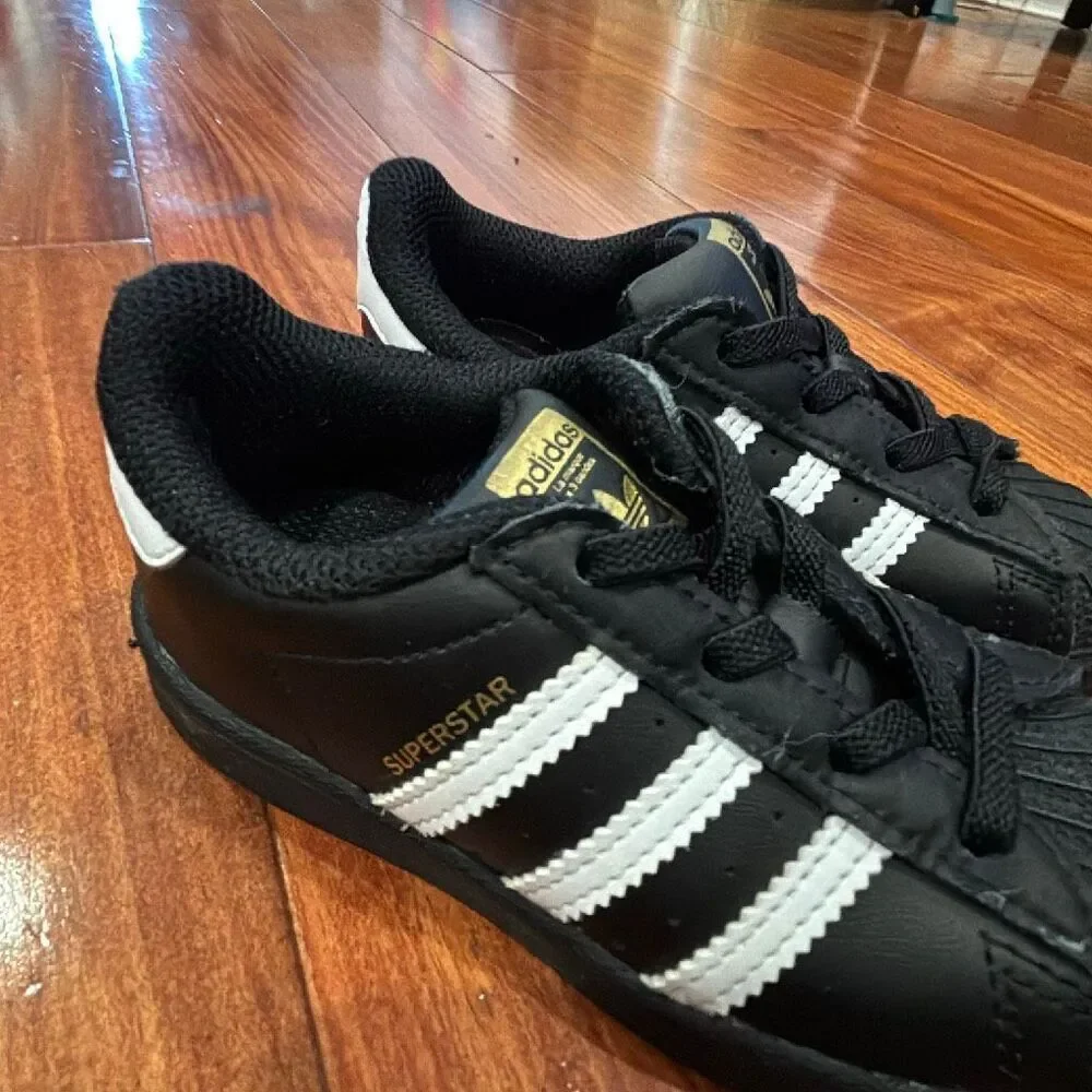 Adidas Superstar Toddler Sneakers “Black/White” — Size 9K